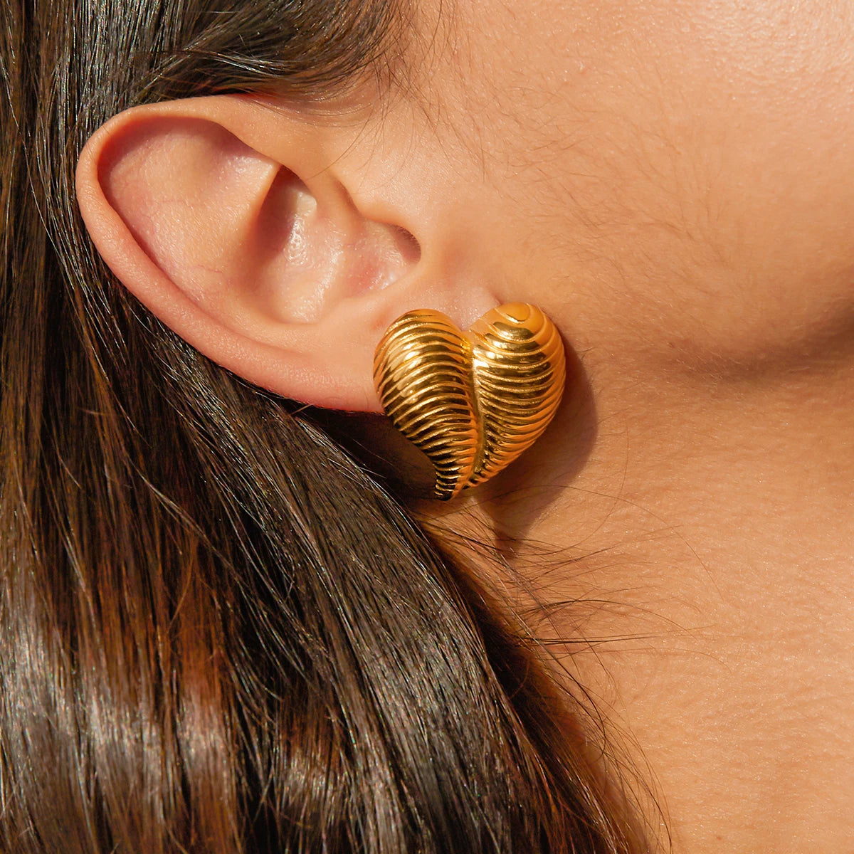 Vento Earrings