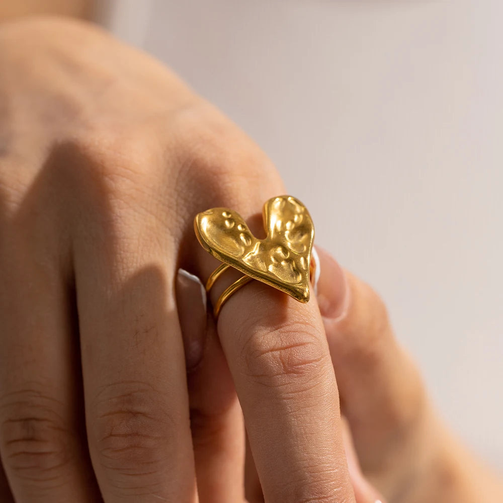 Luna Ring