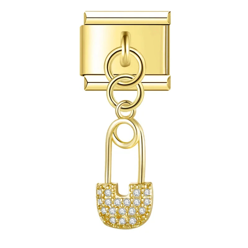 Paper clip pendant gold